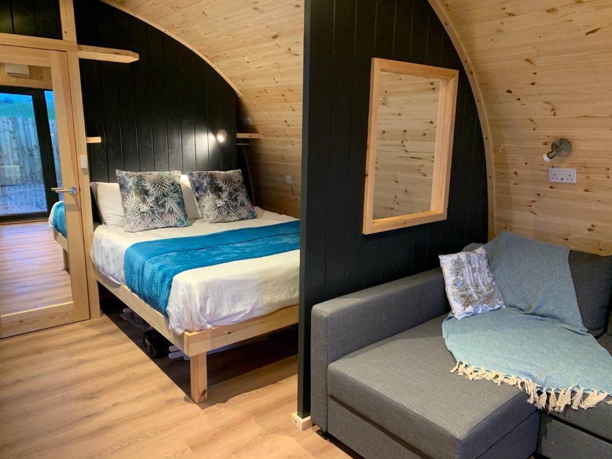 Thistle Pod Farm With Hottub Sleeps 2